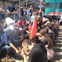 <strong>Per saperne di più</strong><br />Solidali e complici con i 14 denunciati per il blocco dei treni alla stazione di Rossano Solidali e complici con i 14 denunciati per il blocco dei treni alla stazione di Rossano